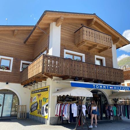 Skyrim Apartment - City Centre Livigno Buitenkant foto
